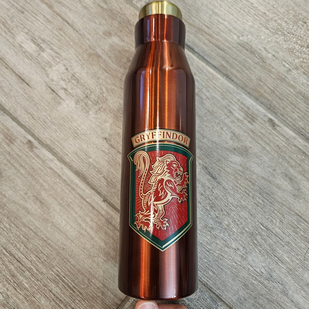 Universal Studios Harry Potter Gryffindor 20oz Stainless Steel‎ Water Bottle